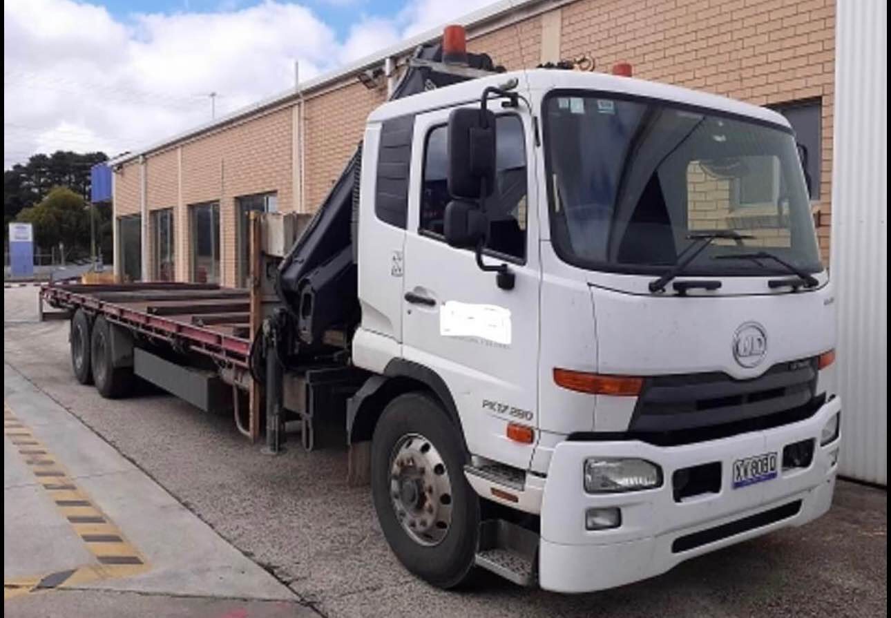 2014 UD PK17280 Crane Truck Automatic6x2