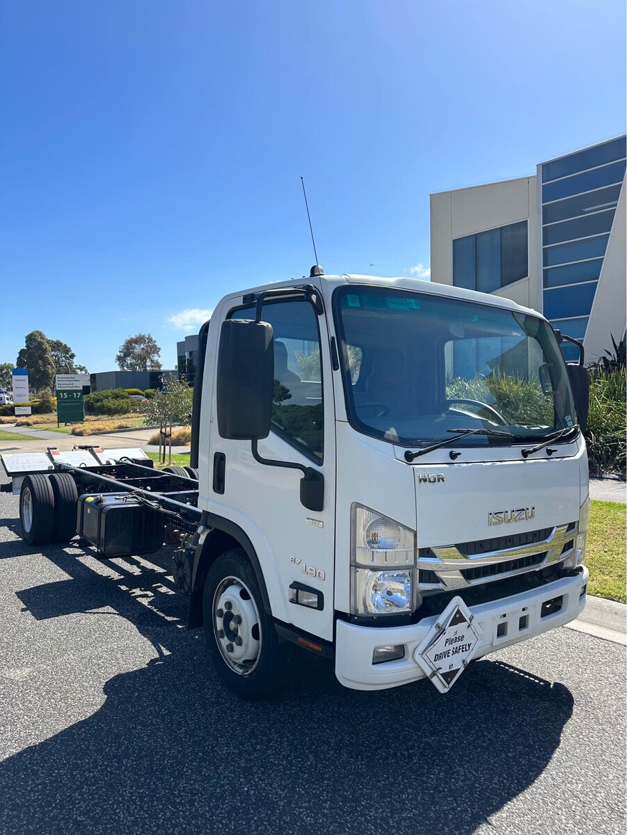2017 Isuzu NQR 87-190
