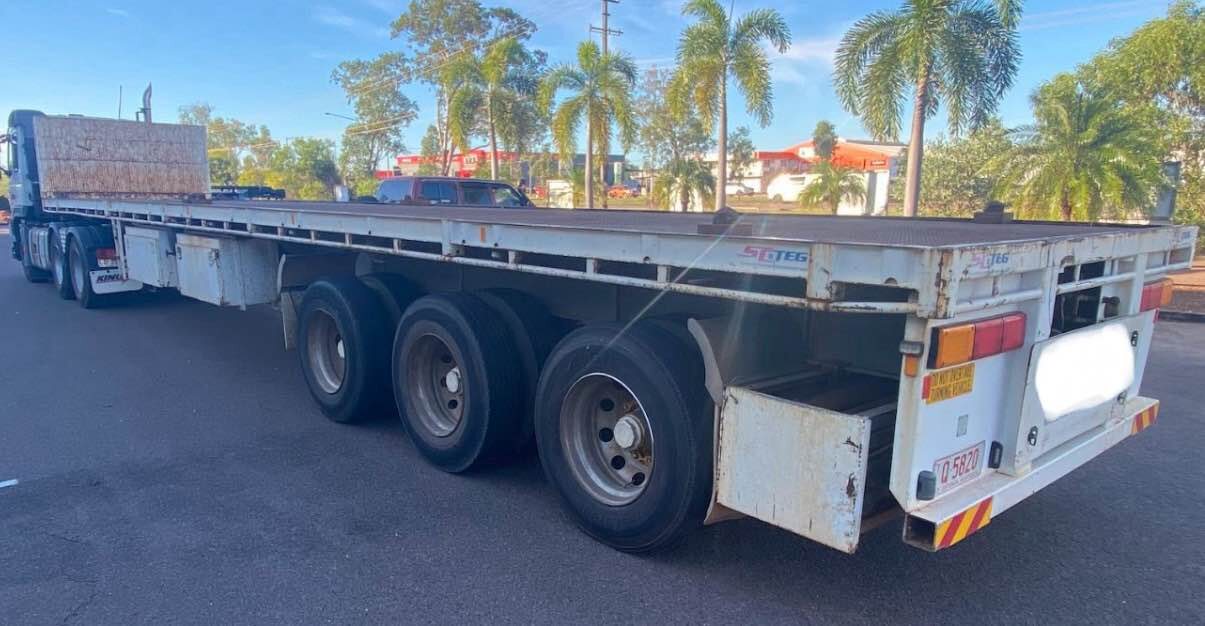 2012 Southern Cross st3 roadtrain extendable trailer