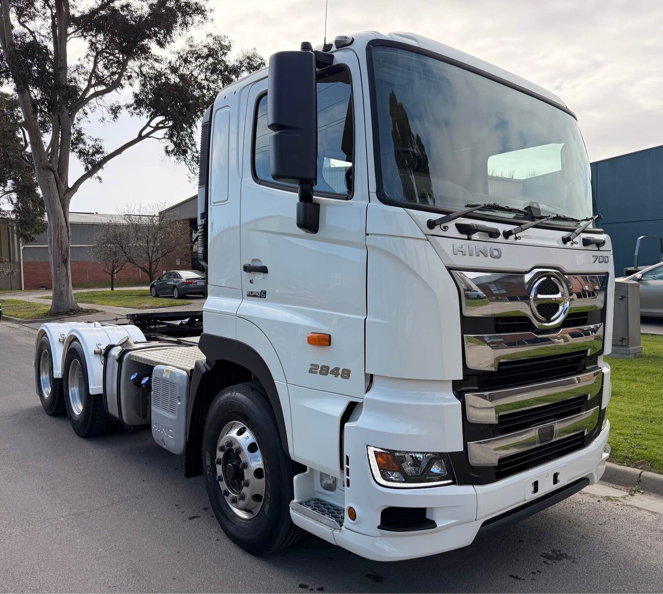 2022 Hino SS2848